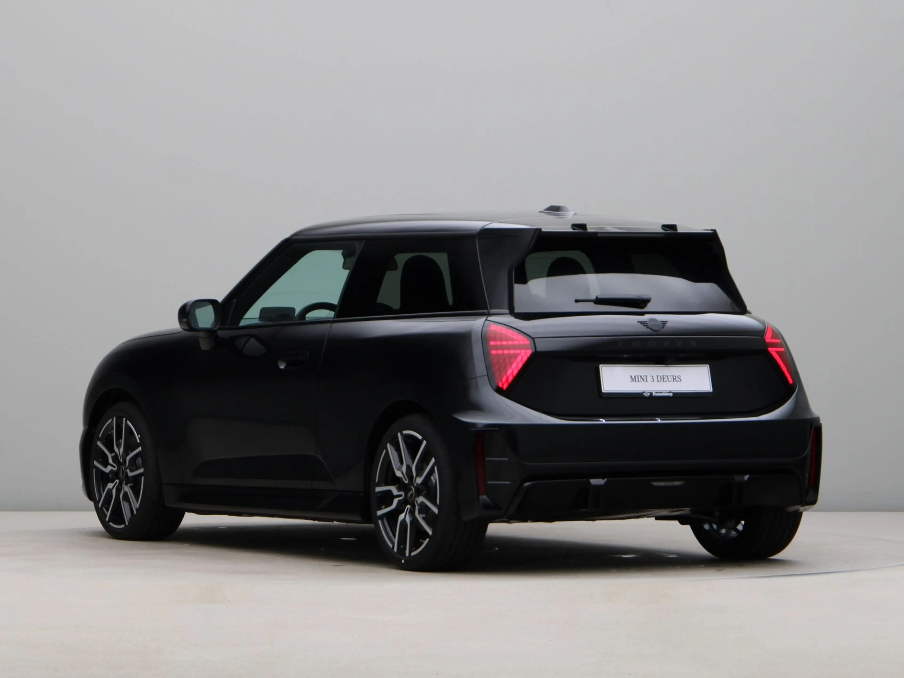 MINI Cooper E John Cooper Works Pakket M PRIVATE LEASE EUR 476,- — photo 11