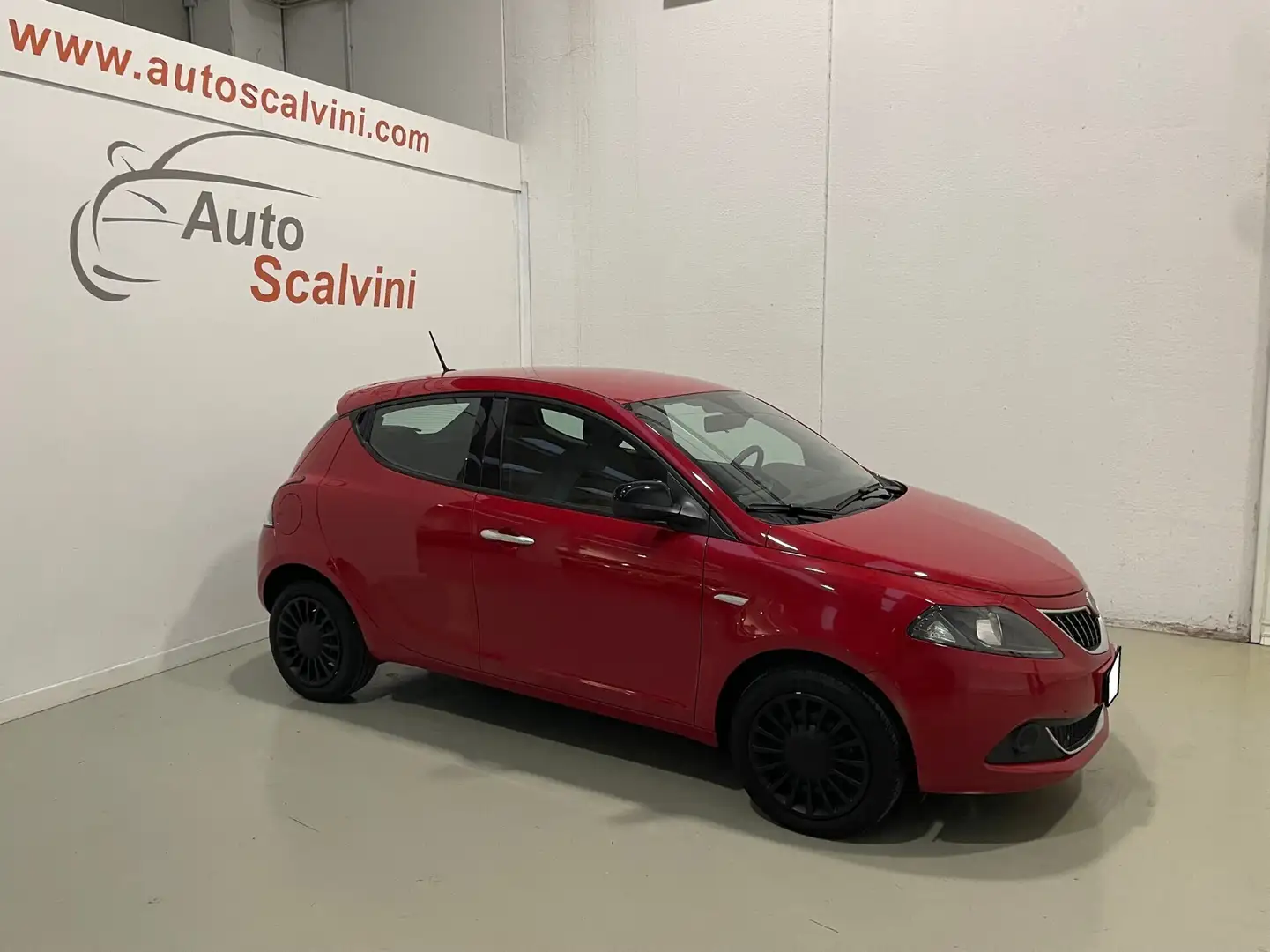 Lancia Ypsilon 1.0 FireFly 5 porte S&S Hybrid Silver Rot - 1