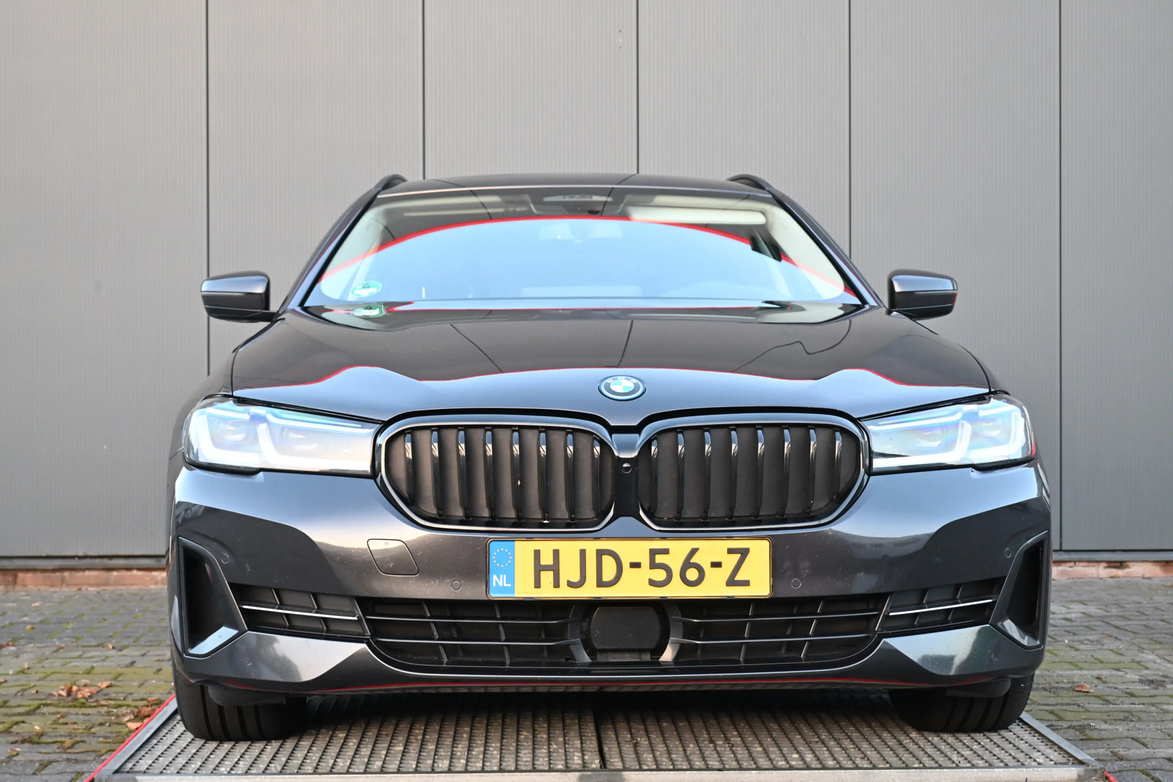 BMW 530 5-serie Touring 530e xDrive Business Edition Plus — photo 9