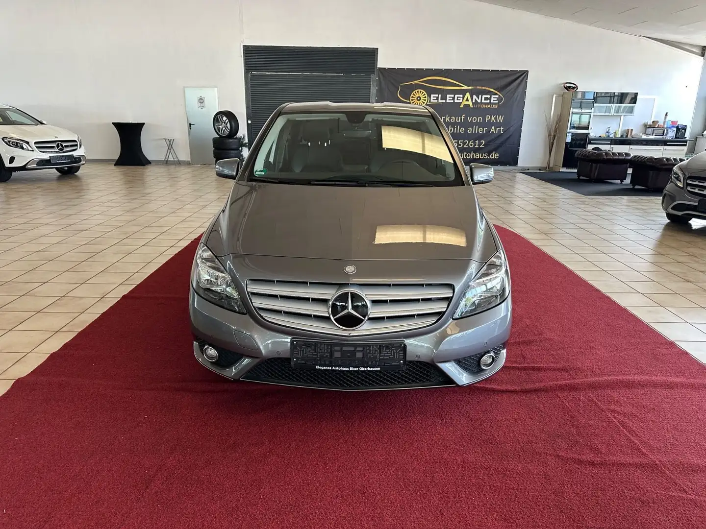 Mercedes-Benz B 180 CDI-Automatik Grau - 2
