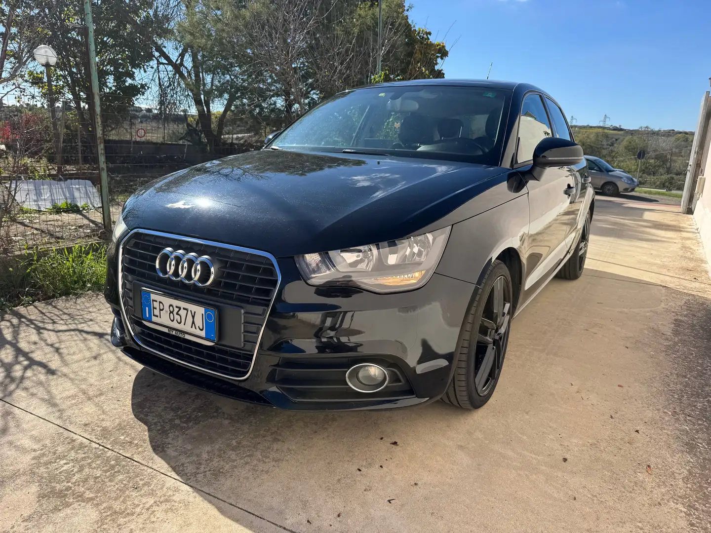 Audi A1 A1 I 2010 Sportback 1.6 tdi Ambition 90cv Nero - 2