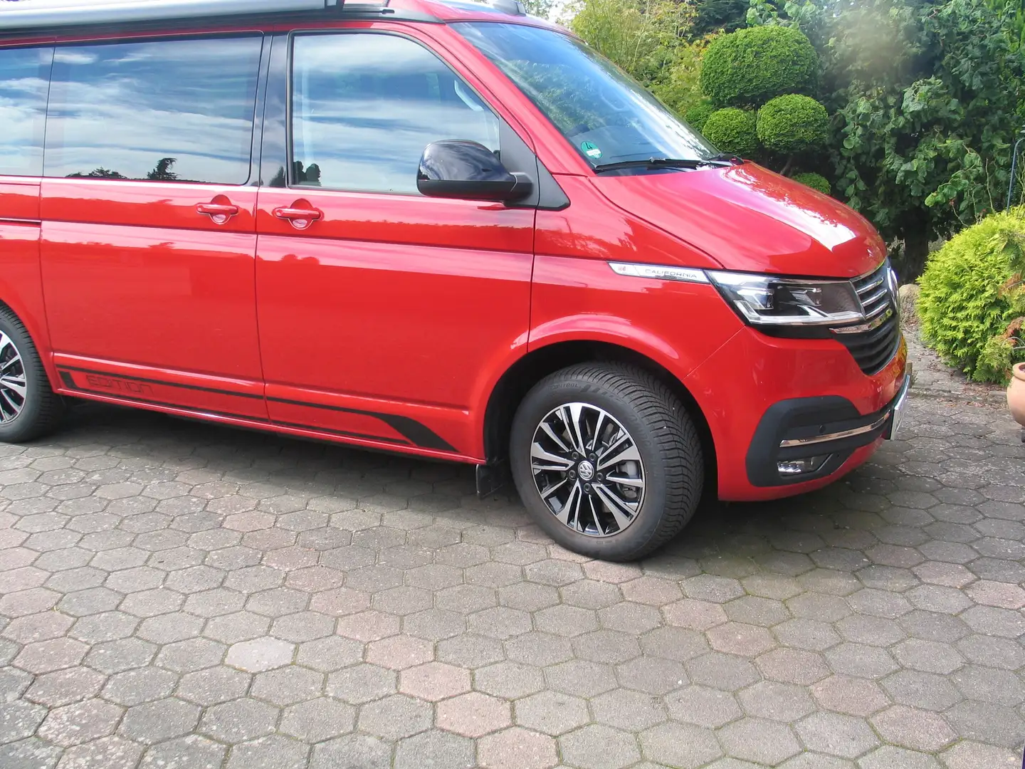 Volkswagen T6.1 California California T6.1 DSG Beach Camper Edition Rot - 2