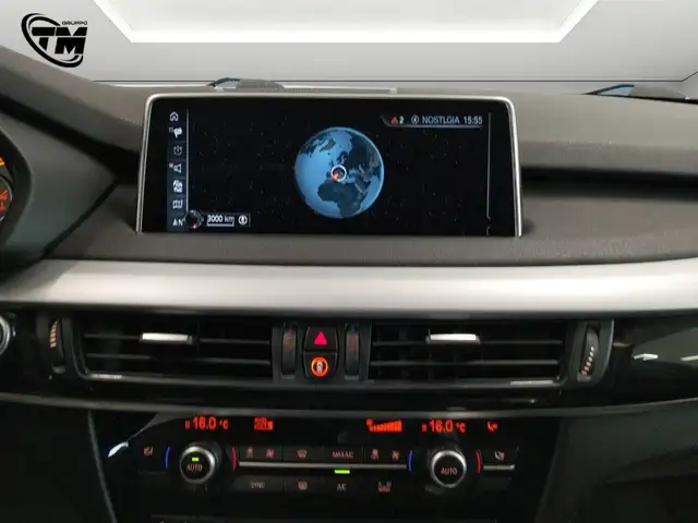 BMW X5 view 9