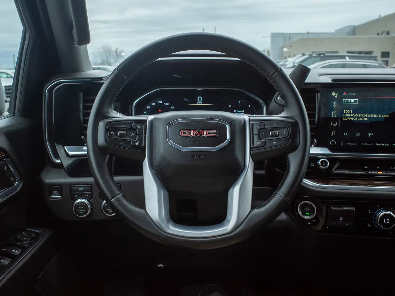 GMC Sierra 1500 снимка GMC Sierra 1500