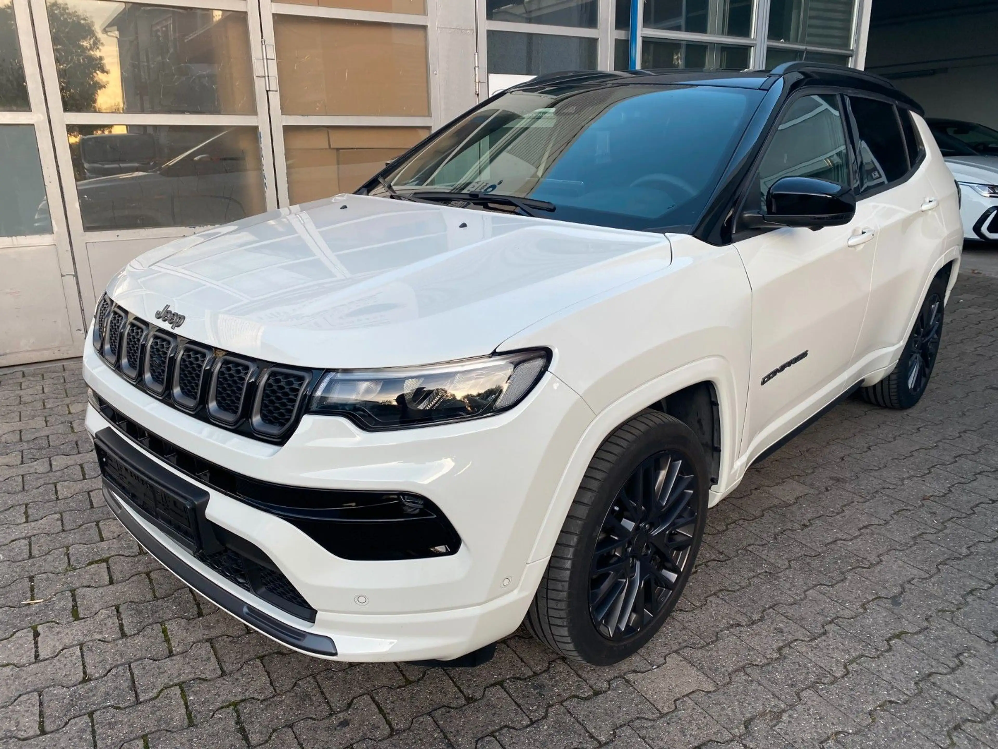 Jeep Compass S/Automatik/Pano/Alpine/Leder/360Grad