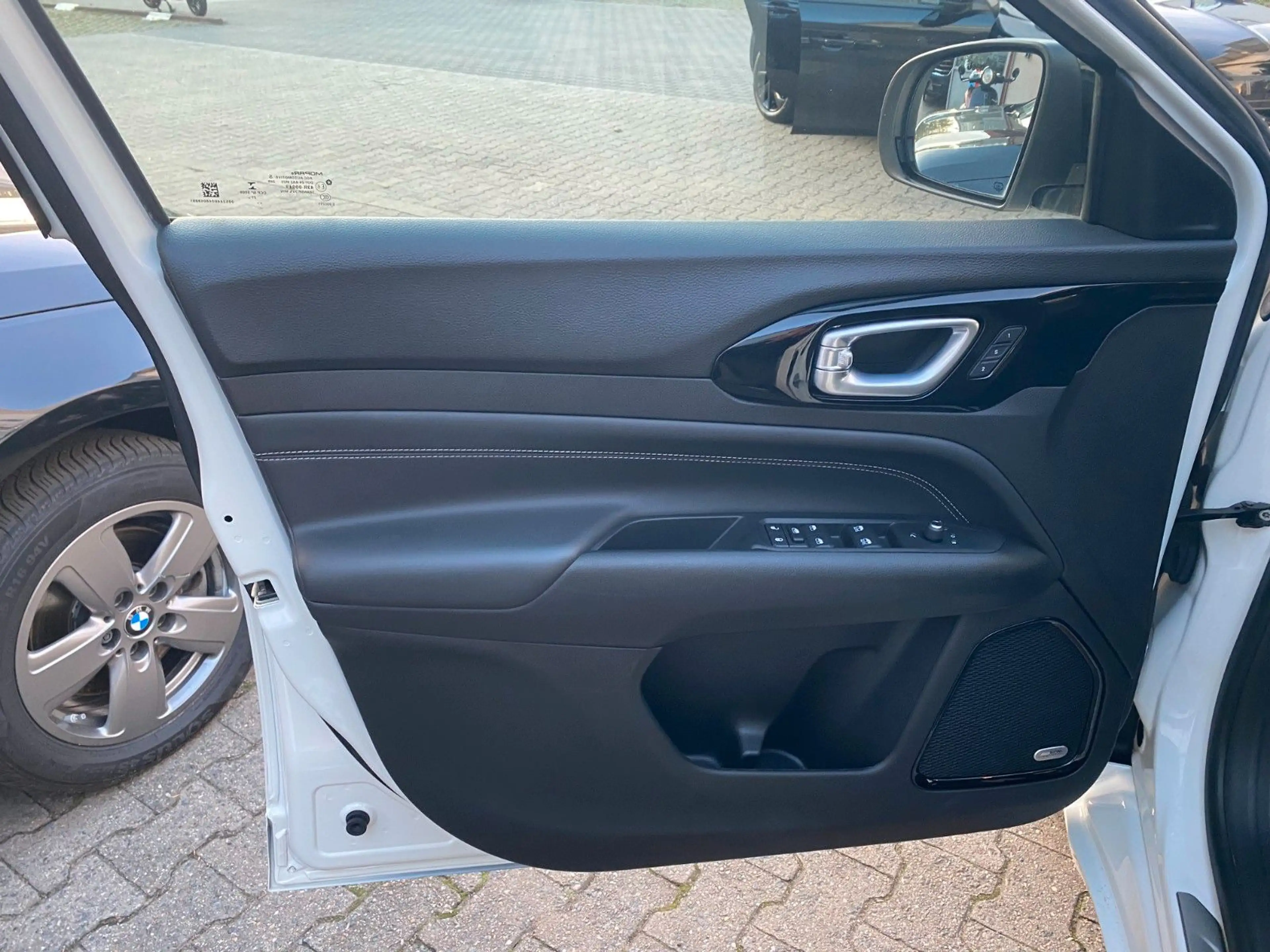 Jeep Compass S/Automatik/Pano/Alpine/Leder/360Grad — photo 12