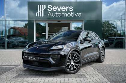 Porsche Macan 100 kWh | Panoramadak | |  Adaptieve luchtvering |