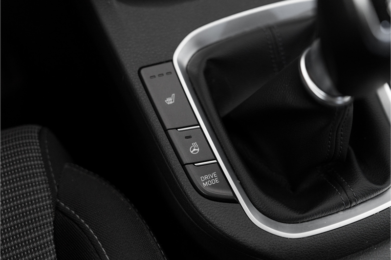 Hyundai i30 1.5 T-GDi MHEV Premium Camera|Stoelverwarming|Appl — photo 17