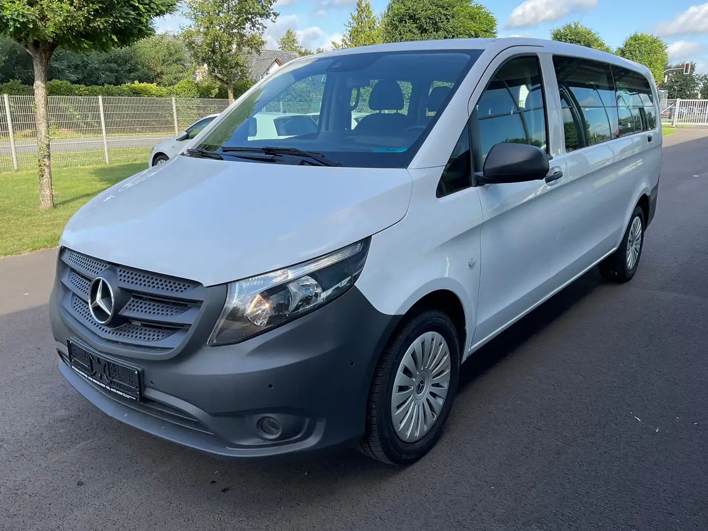 Mercedes-Benz Vito 114 CDI Tourer extralang 8-Sitzer/KAMERA/GRA/SHZ Weiß - 1