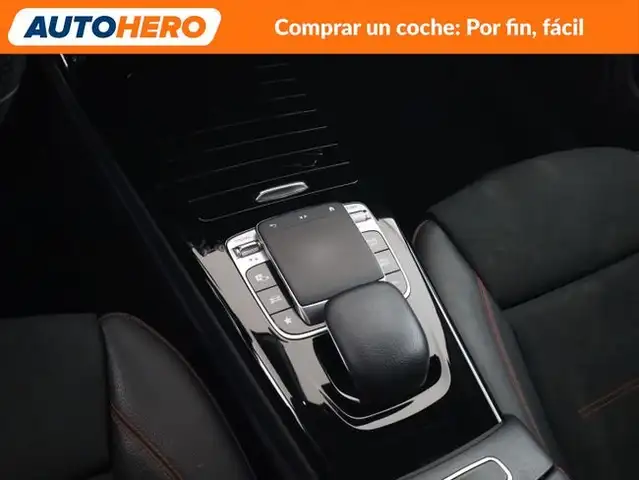 Mercedes-Benz CLA view 29