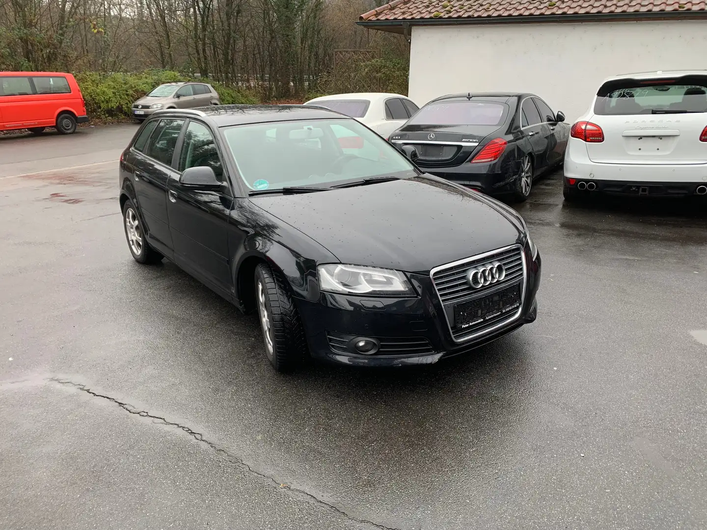 Audi A3 1.4 TFSI Ambition*NAVI*MFL*SHZ*BI-XENON*BT* Schwarz - 1