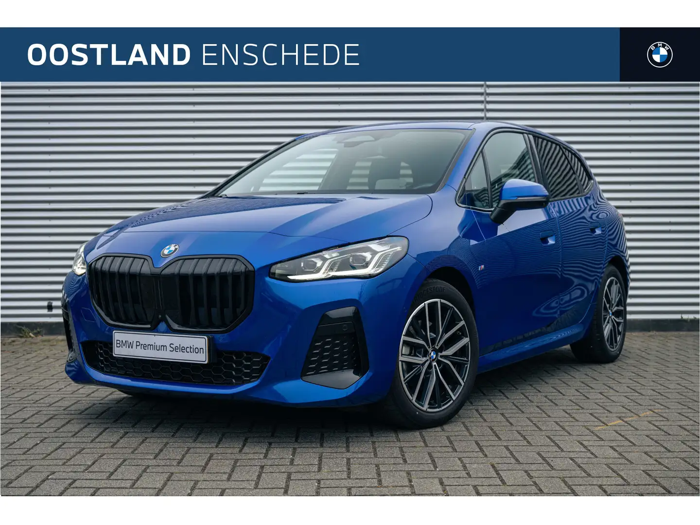BMW 220 2 Serie Active Tourer 220i M Sport Automaat / Pano Blue - 1