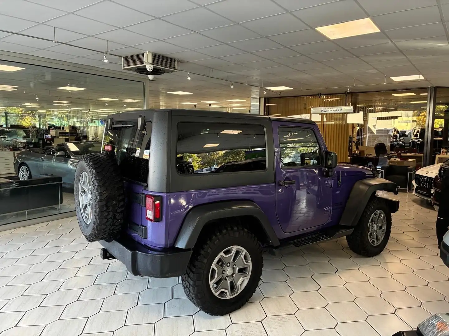 Jeep Wrangler Sport  3,6 Ltr  4WD, Automatik Violett - 1