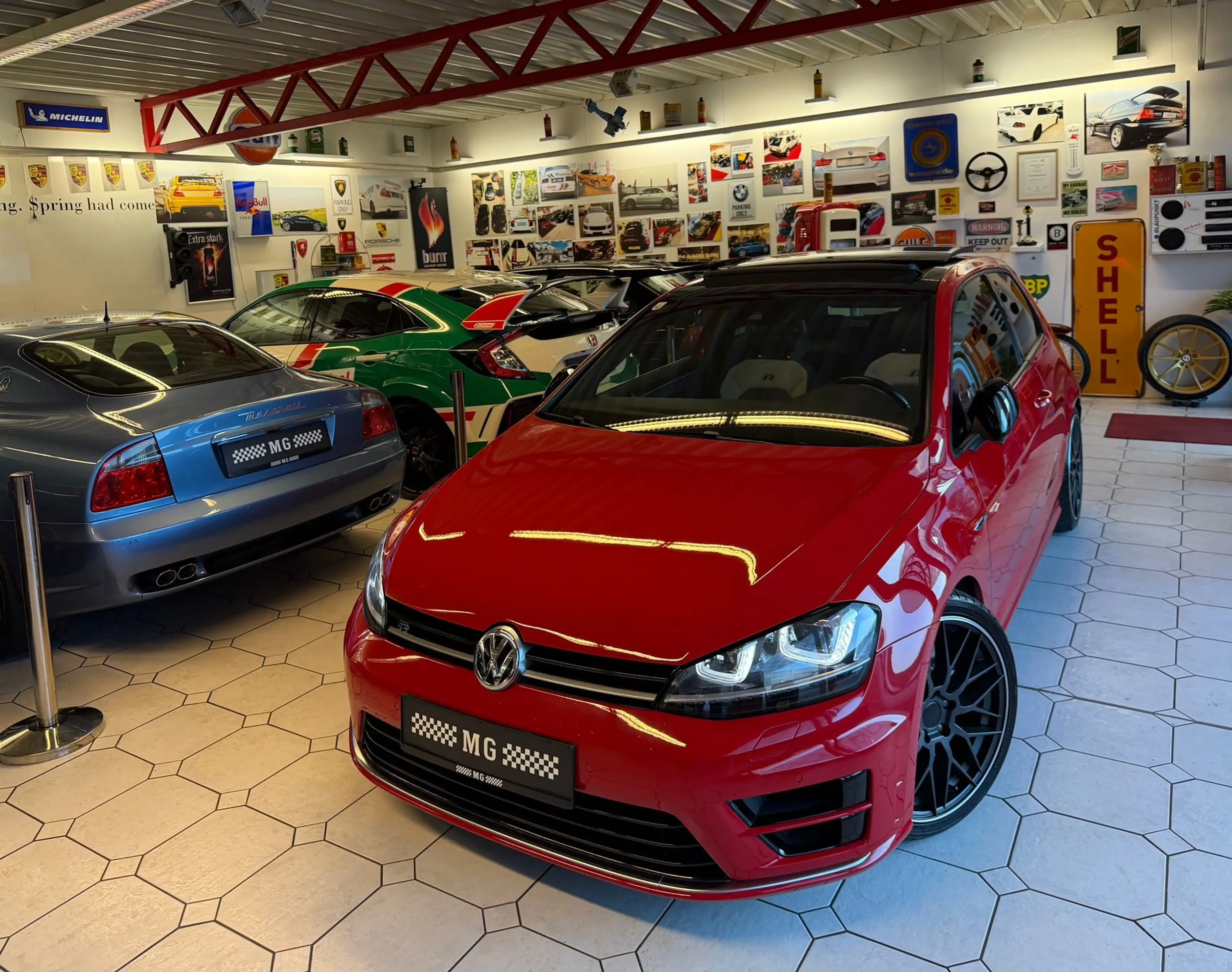 Volkswagen Golf R R BMT 4Motion Panorama — photo 2