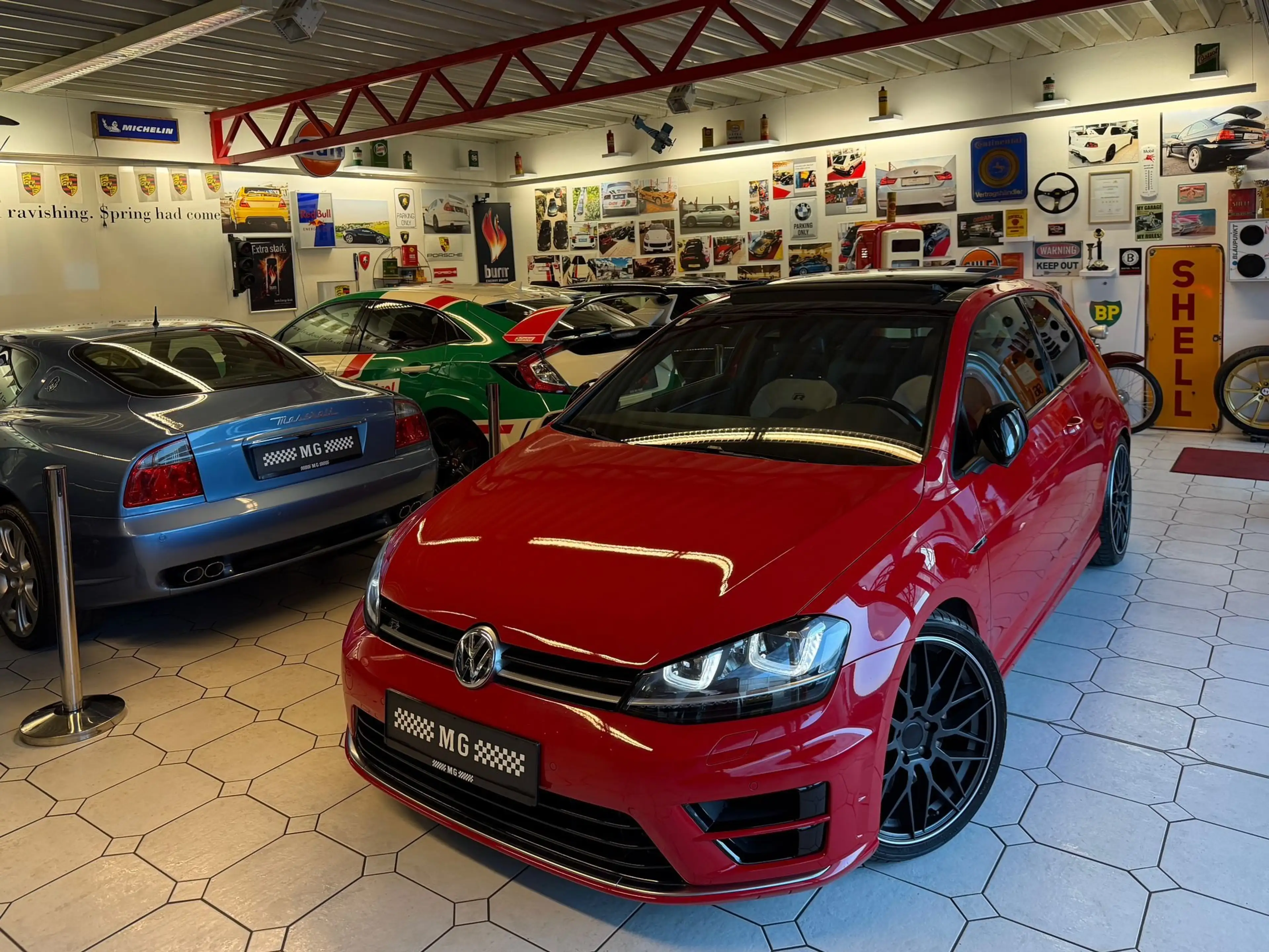 Volkswagen Golf R R BMT 4Motion Panorama — photo 3