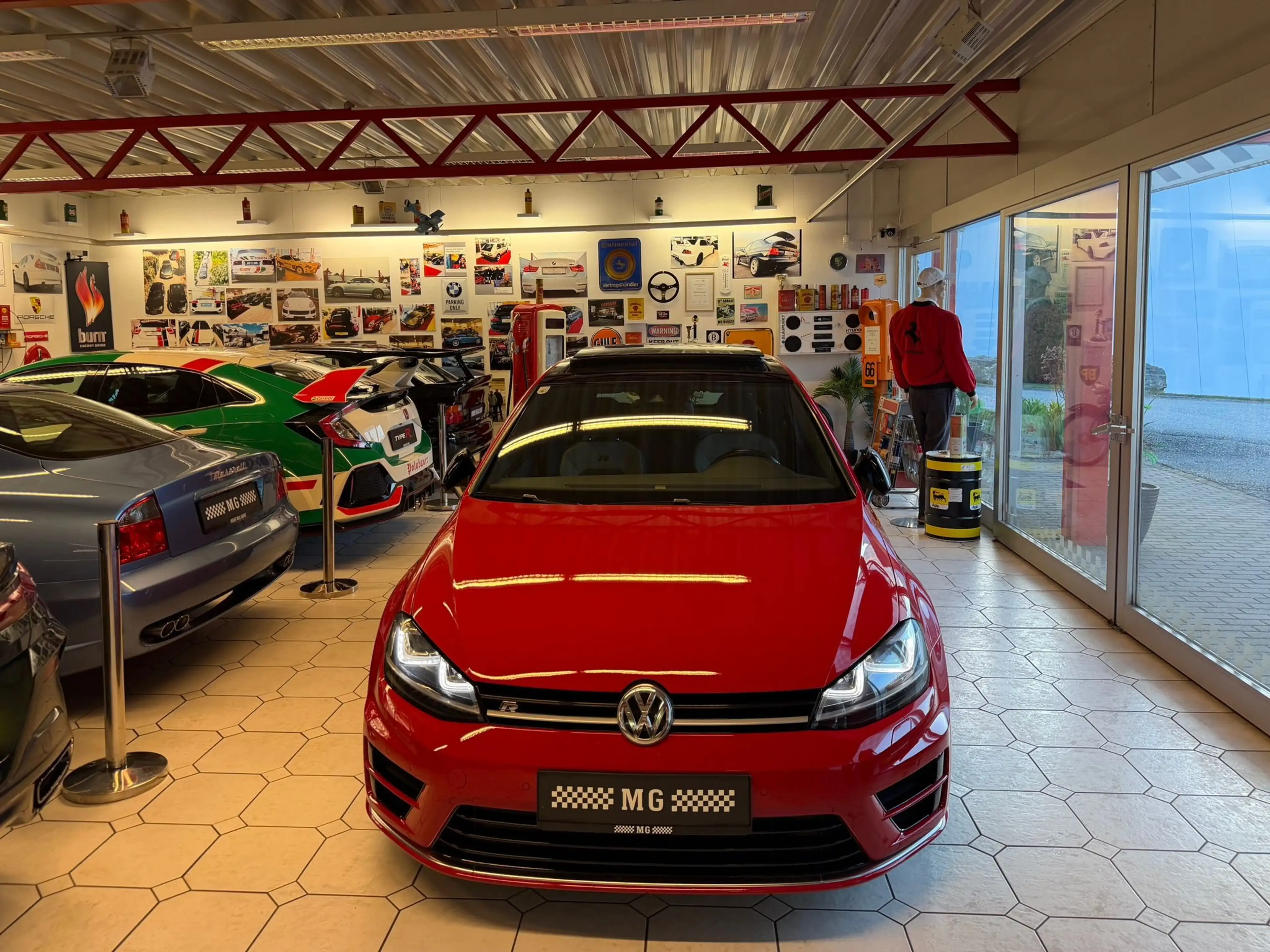 Volkswagen Golf R R BMT 4Motion Panorama — photo 5