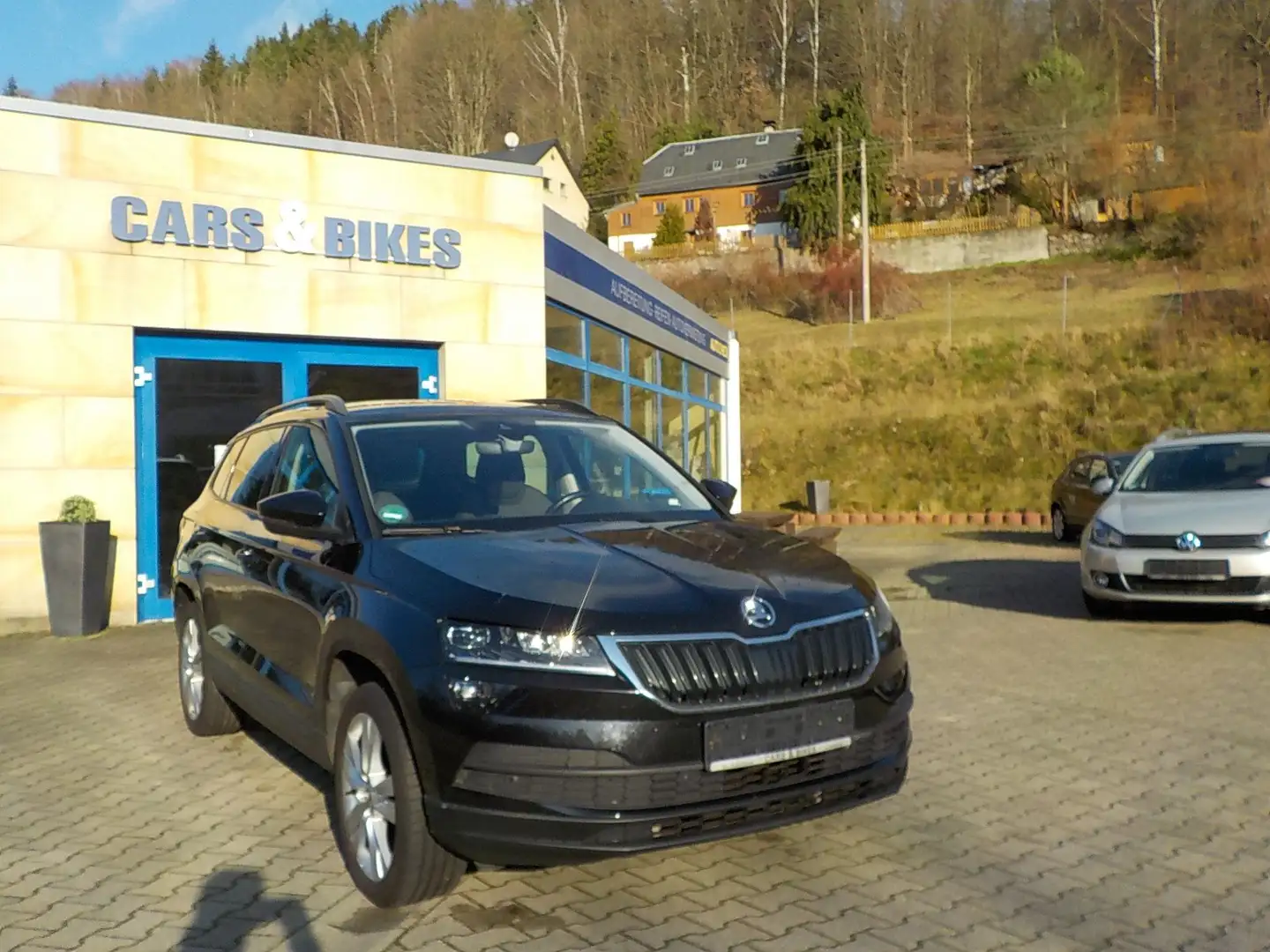 Skoda Karoq FRONTSCH.HEIZG.! KAMERA! SITZHEIZG.! Noir - 1