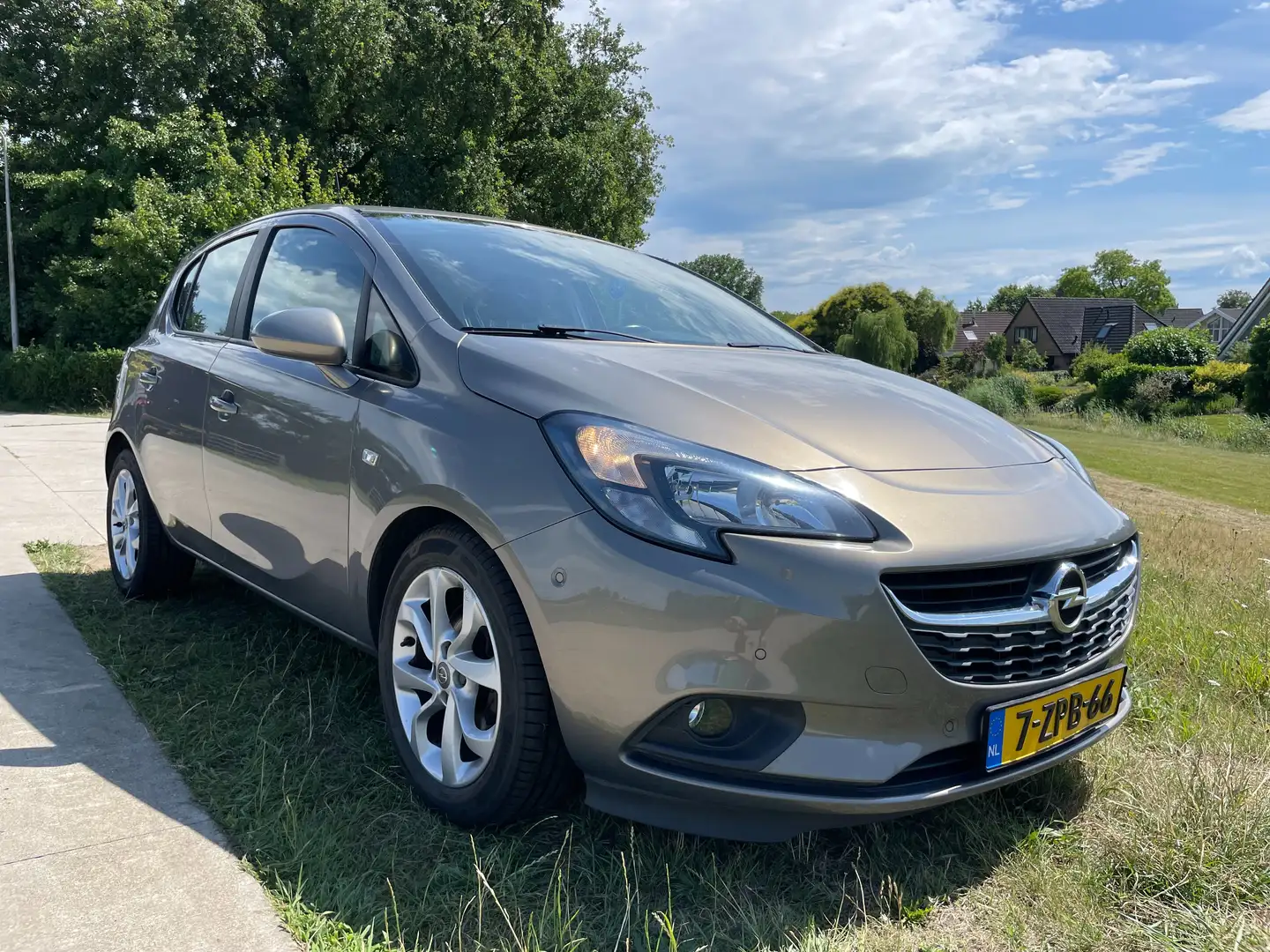 Opel Corsa-e Corsa-e 1.0 Turbo Edition Bruin - 1