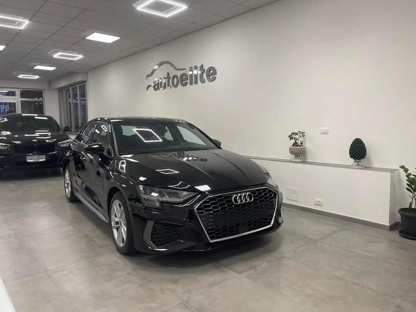 Audi A3 Sportback SLine Nero - 1