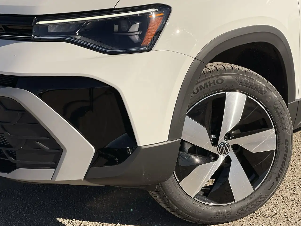 Volkswagen Taos снимка Volkswagen Taos