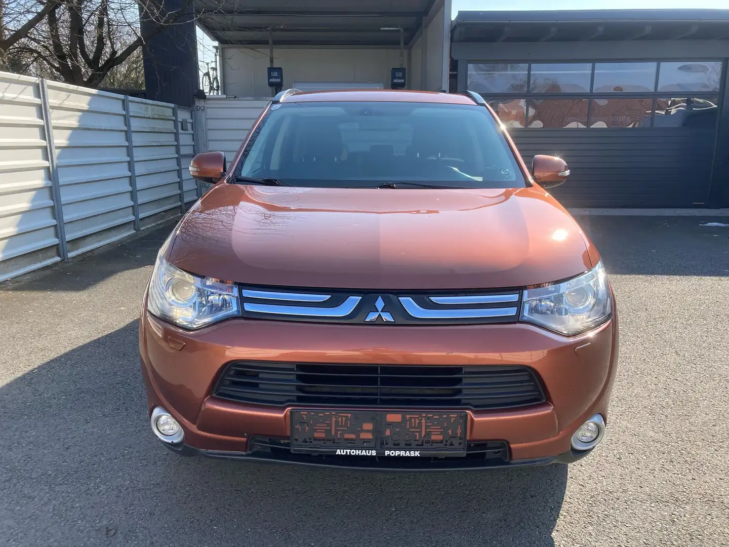 Mitsubishi Outlander 2,2 DI-D AS Orange - 2