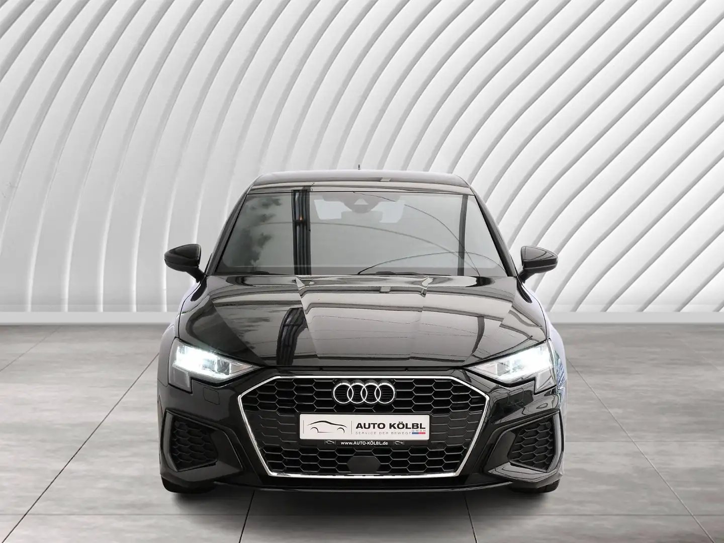 Audi A3 Sportback 35 TFSI S line HUD ACC AHK RFK LED Noir - 2