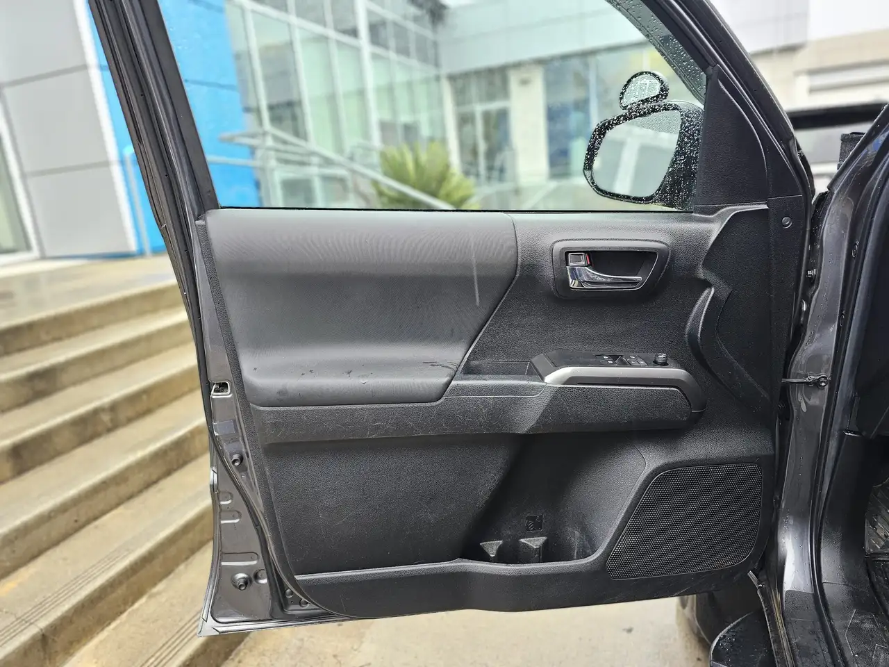 Toyota Tacoma снимка Toyota Tacoma