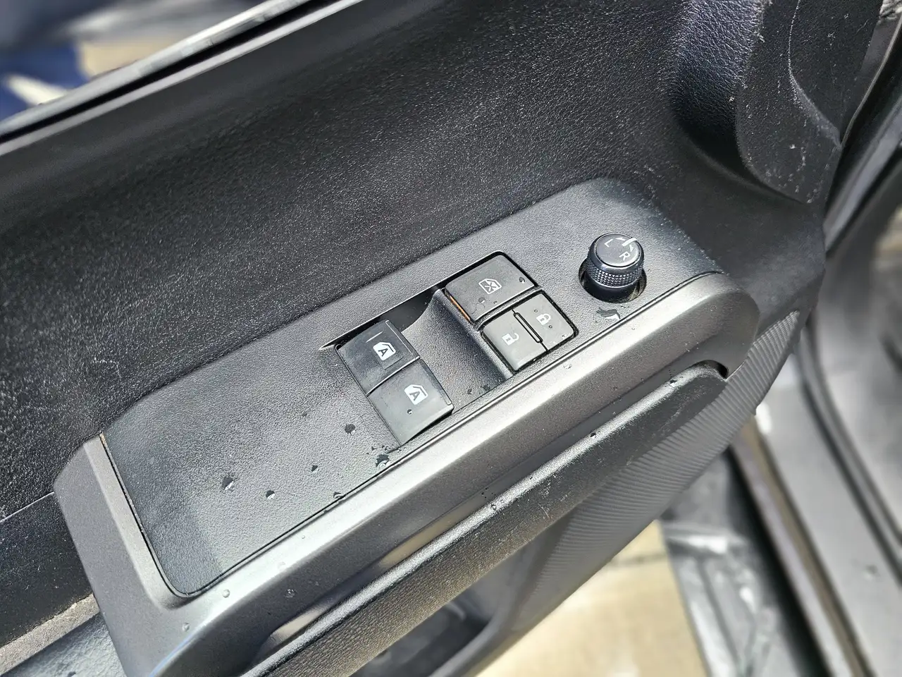 Toyota Tacoma снимка Toyota Tacoma