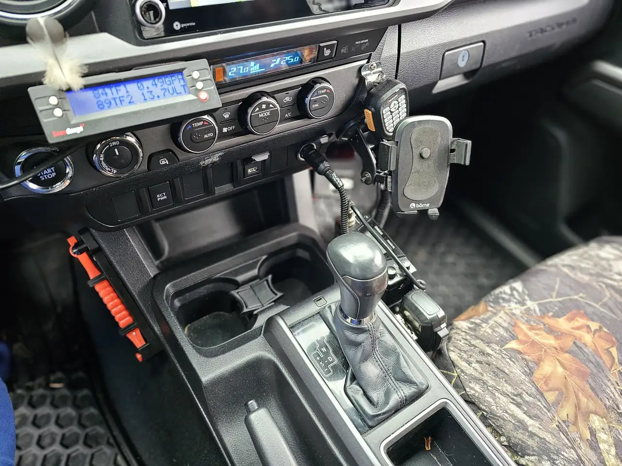 Toyota Tacoma снимка Toyota Tacoma