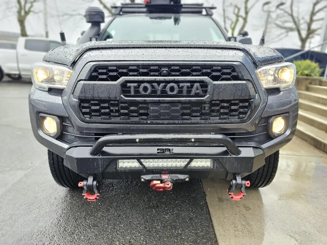 Toyota Tacoma снимка Toyota Tacoma