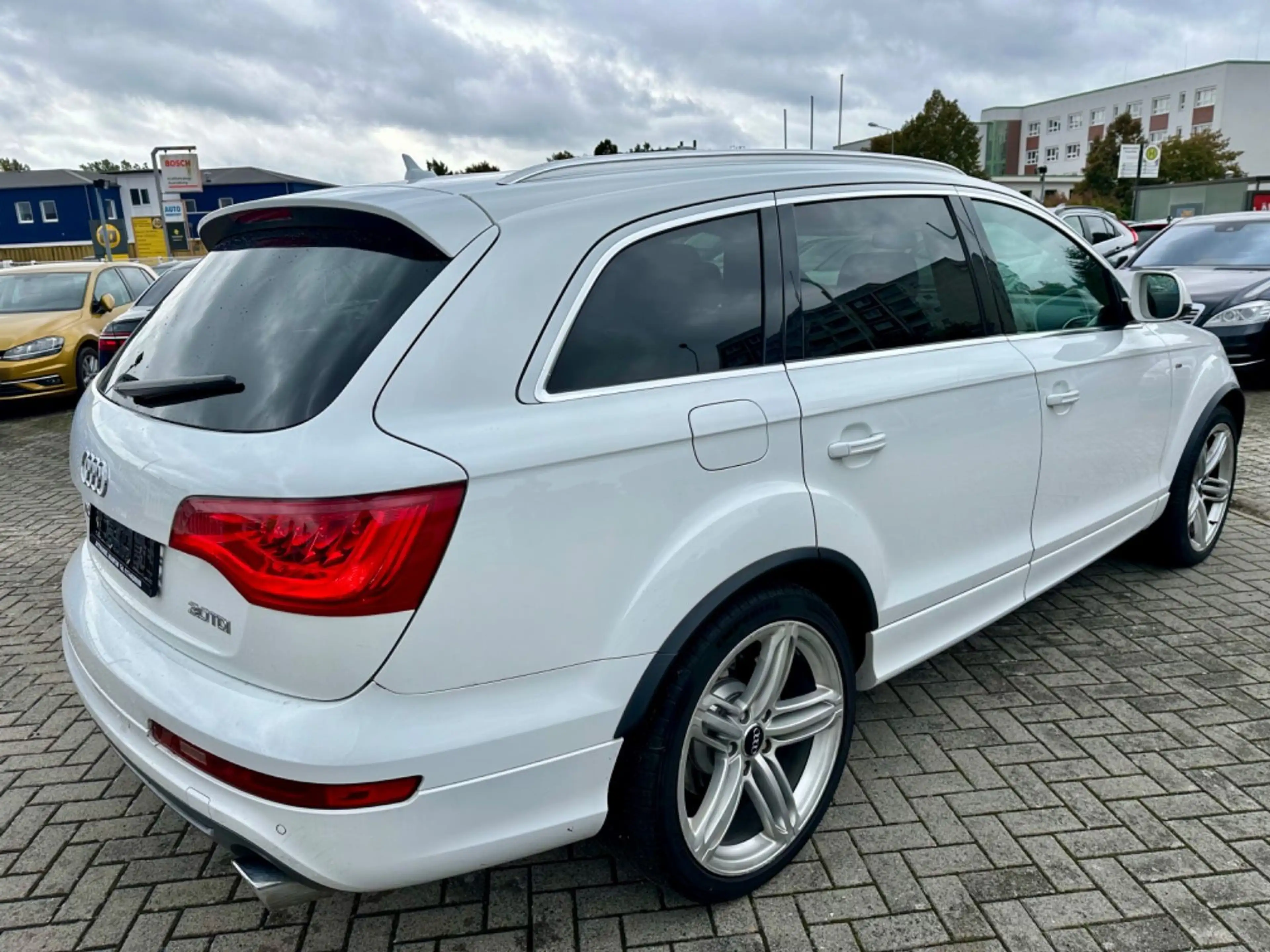 Audi Q7 3.0 TDI quattro S-LINE 7 SITZER VOLL — photo 6
