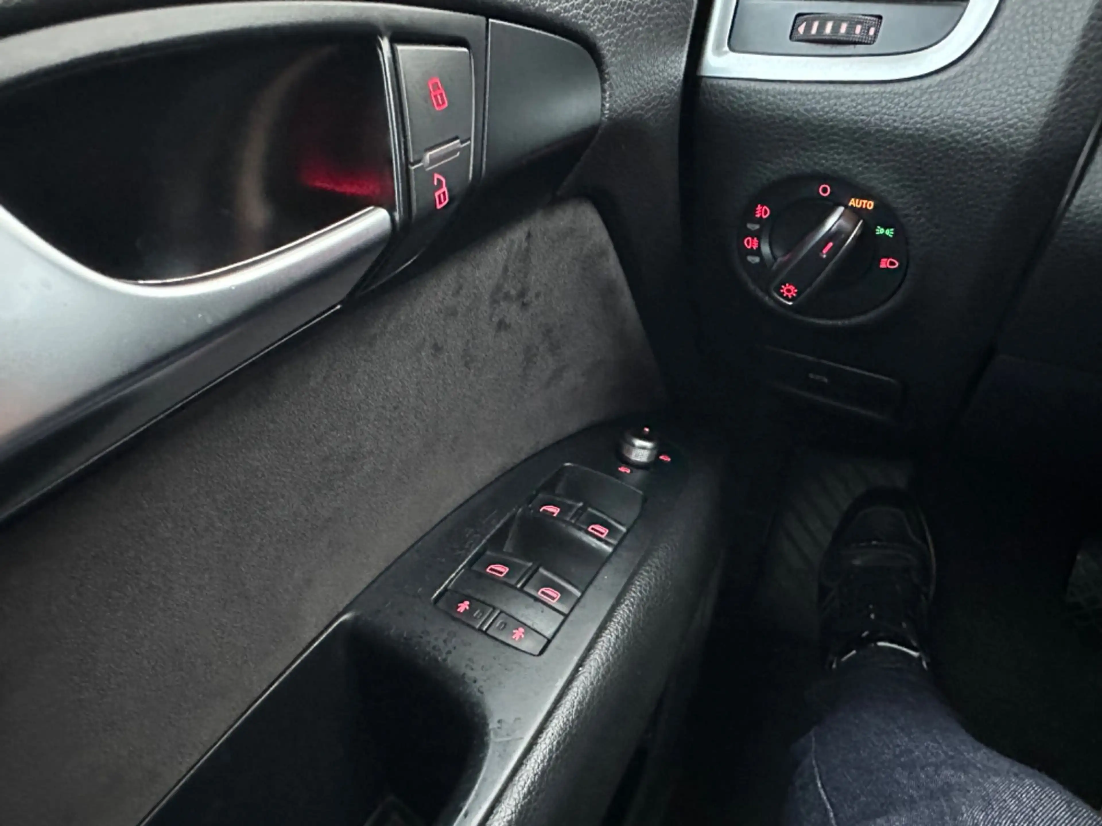 Audi Q7 3.0 TDI quattro S-LINE 7 SITZER VOLL — photo 8