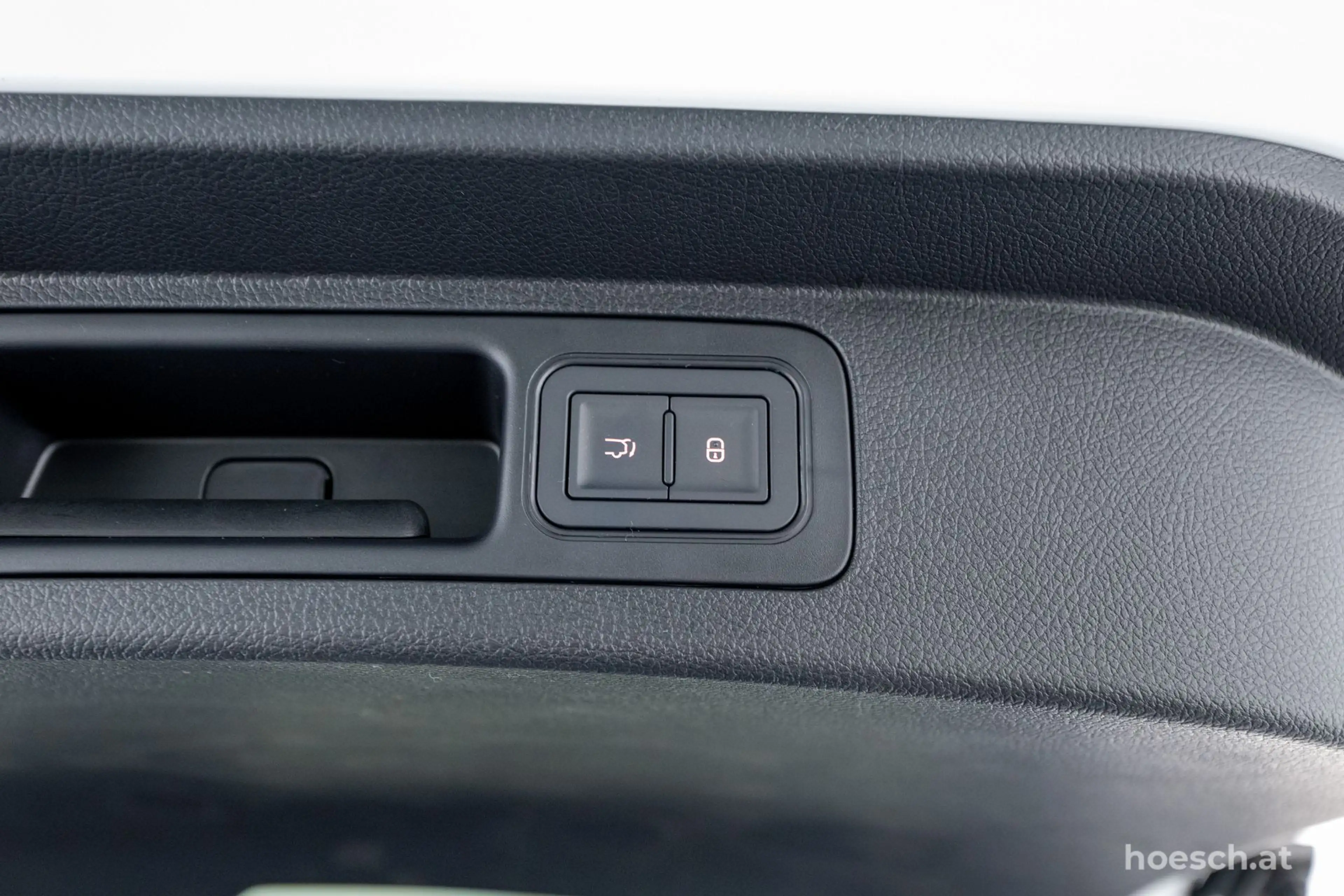 BYD Seal U DM-i COMFORT 26,6 kWh PANO LEDER LAGERAKTION — photo 9