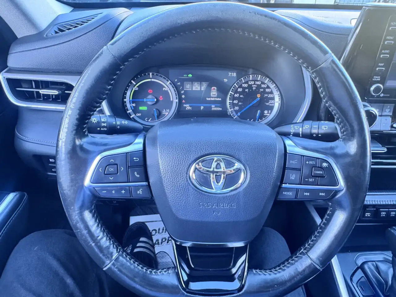 Toyota Highlander снимка Toyota Highlander