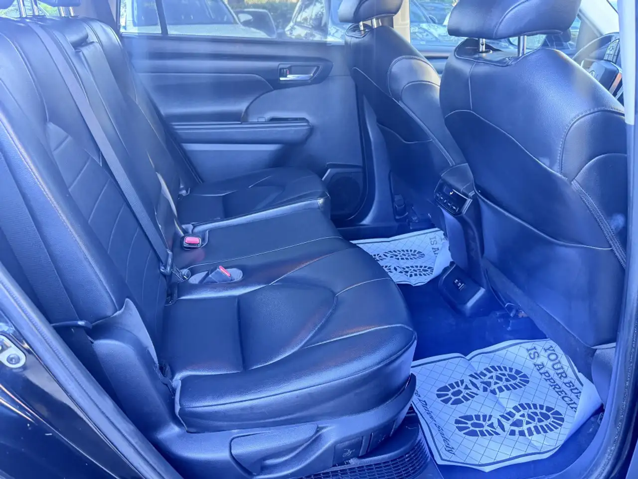 Toyota Highlander снимка Toyota Highlander