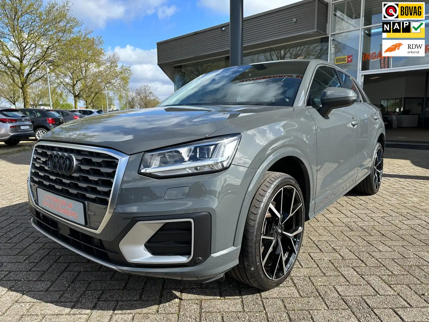 Audi Q2 2.0 TFSI quattro Design Pro Line Plus. 190Pk, trek Gris - 1