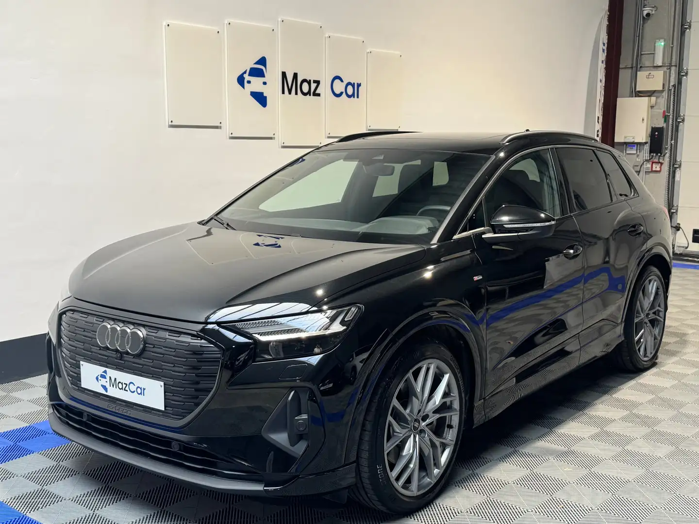Audi Q4 e-tron Q4 e-Tron 82 kWh 45 Corporate S Noir - 1