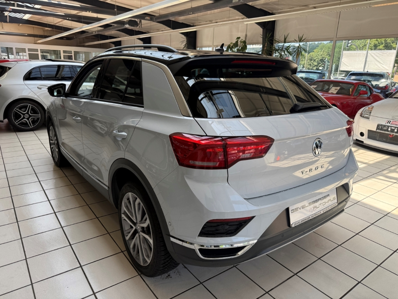 Volkswagen T-Roc IQ.DRIVE Scheckheft 2.Hand El. Panodach Navi LED D — photo 8