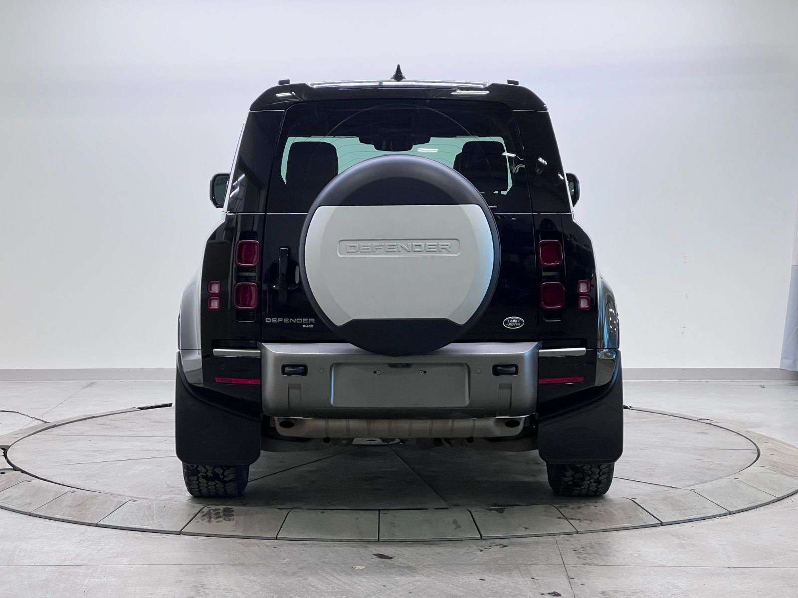 2023 Land Rover Defender P400 X-DYNAMIC SE | AIR SUSPENSION thumb 7