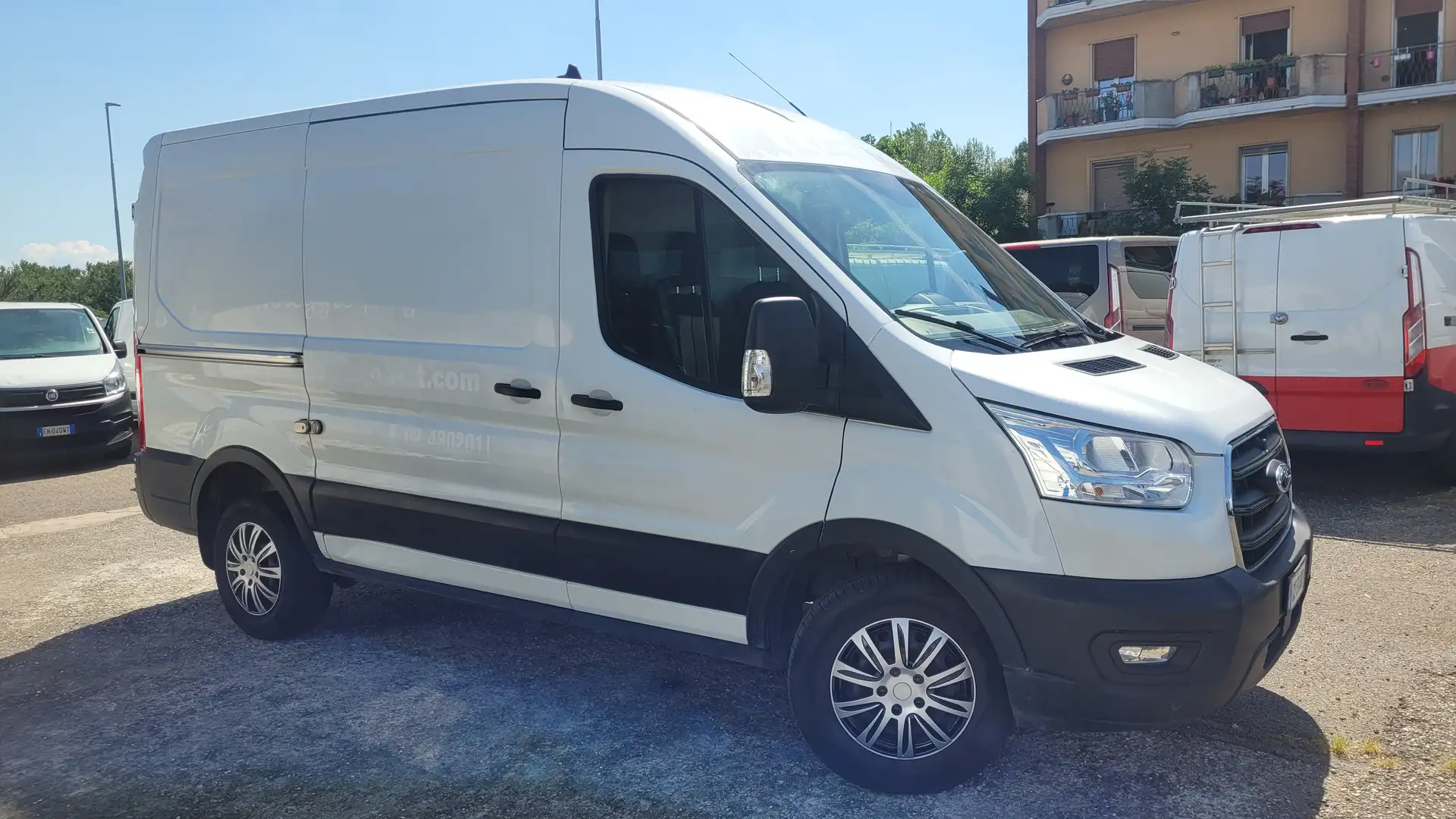 Ford Transit 330 2.0TDCi EcoBlue 170CV PM-TM Furgone Trend L2H2 Weiß - 1