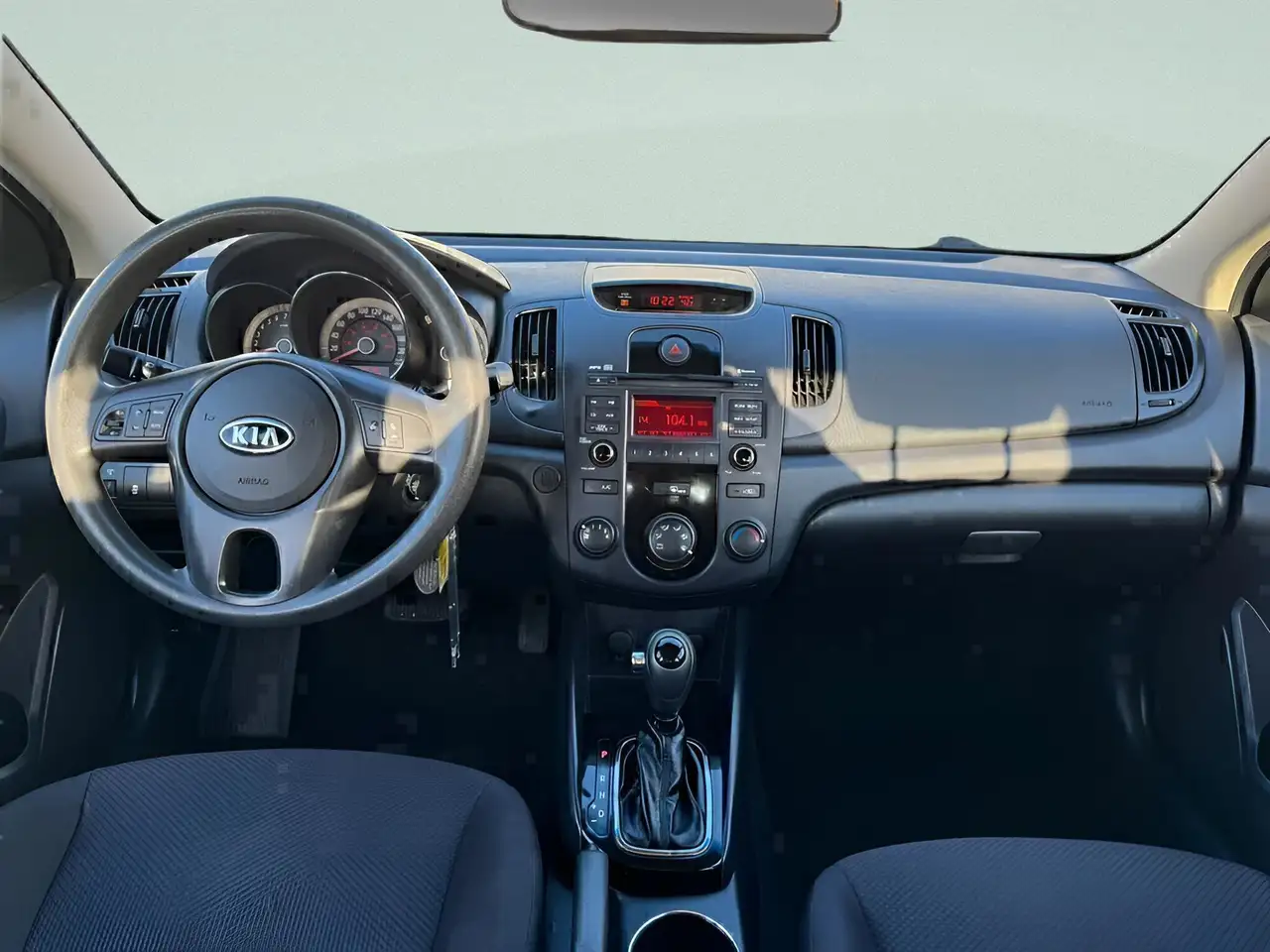 Kia Forte снимка Kia Forte