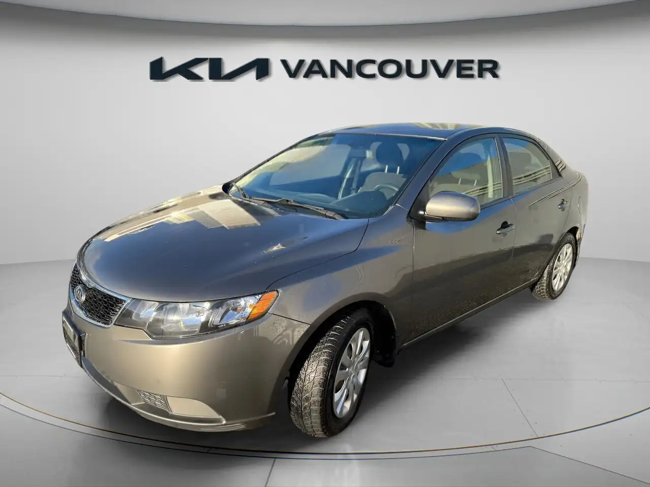 Kia Forte снимка Kia Forte