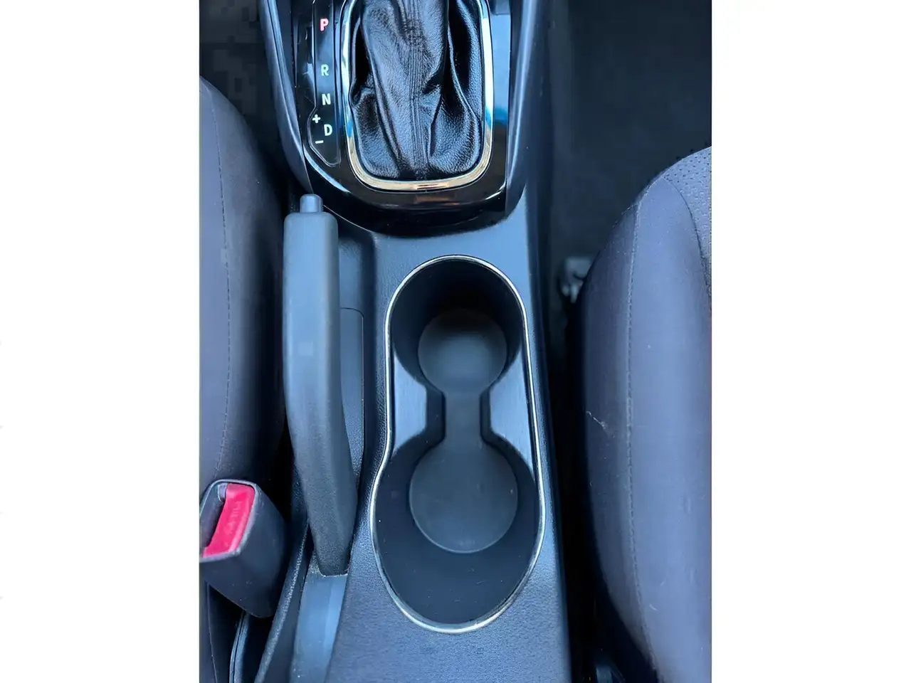 Kia Forte снимка Kia Forte