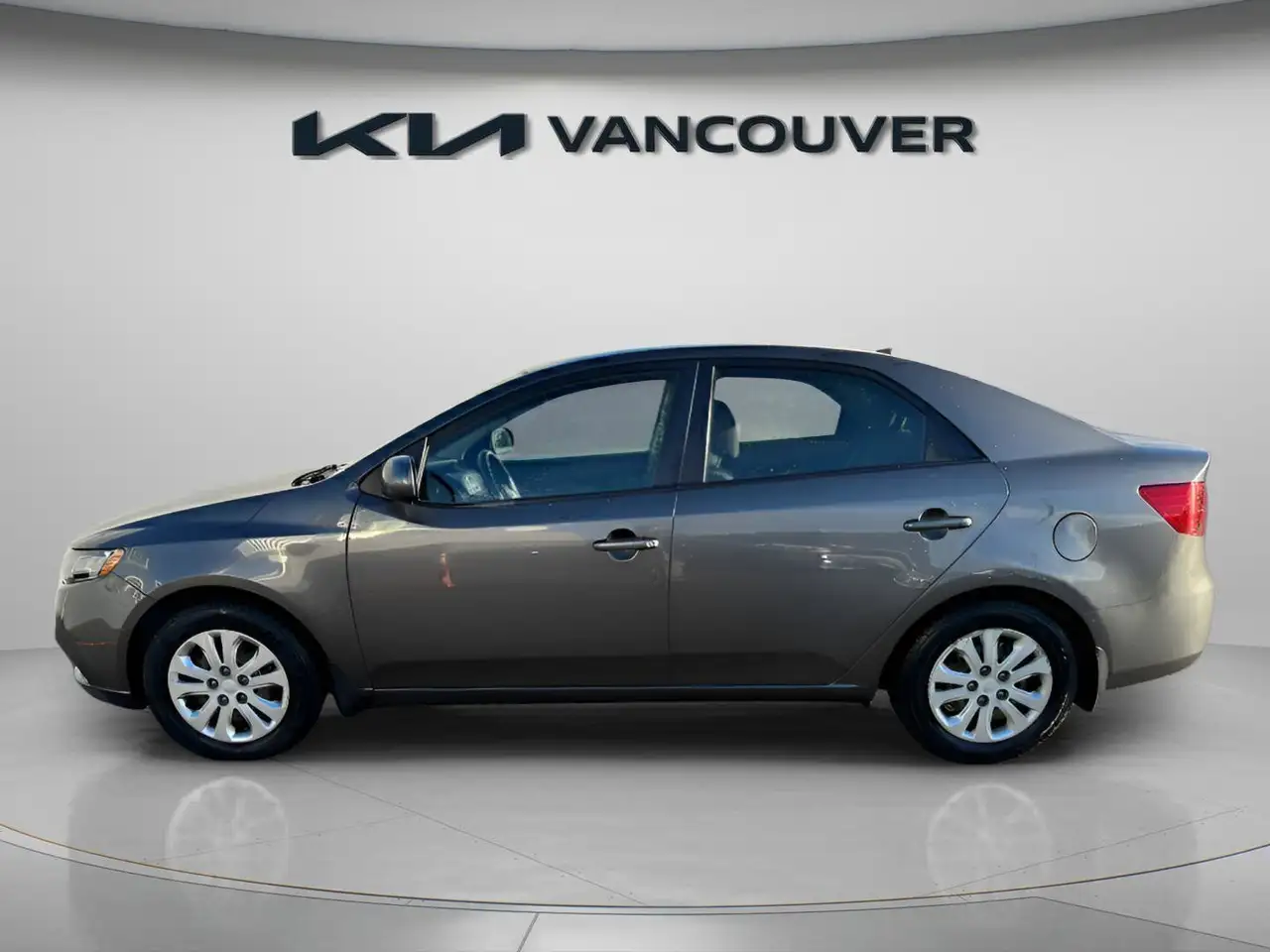 Kia Forte снимка Kia Forte