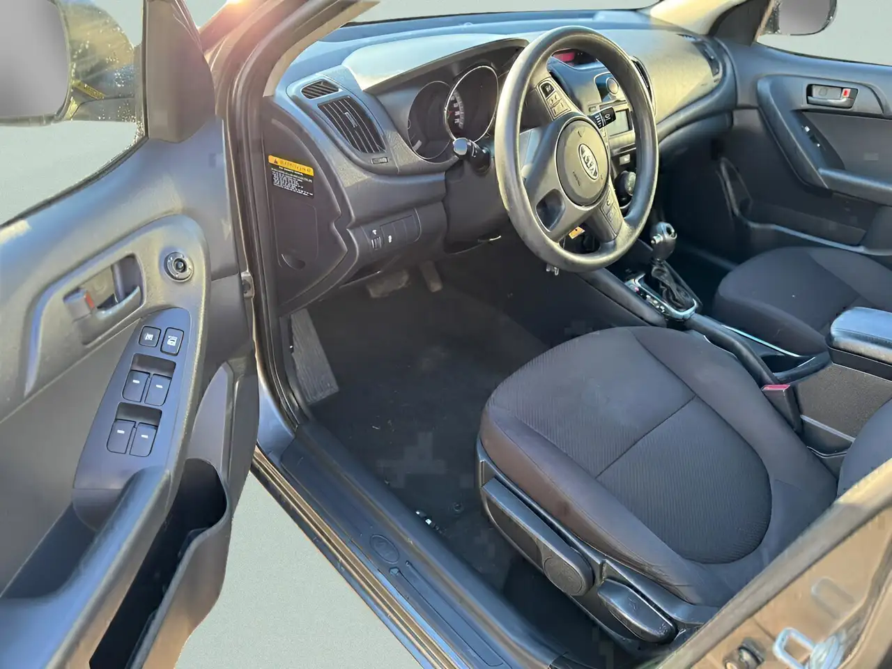 Kia Forte снимка Kia Forte