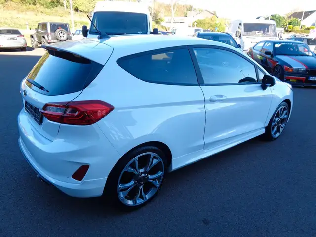 Ford Fiesta view 4