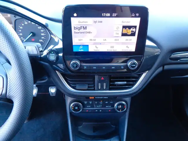 Ford Fiesta view 11