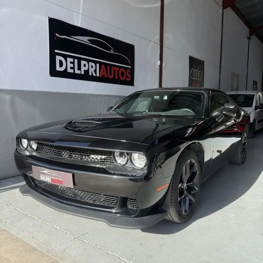 Dodge Challenger Noir - 1