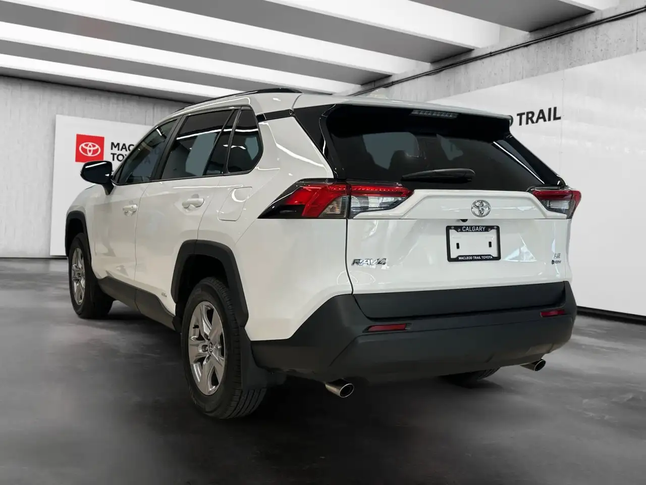 Toyota RAV 4 снимка Toyota RAV 4