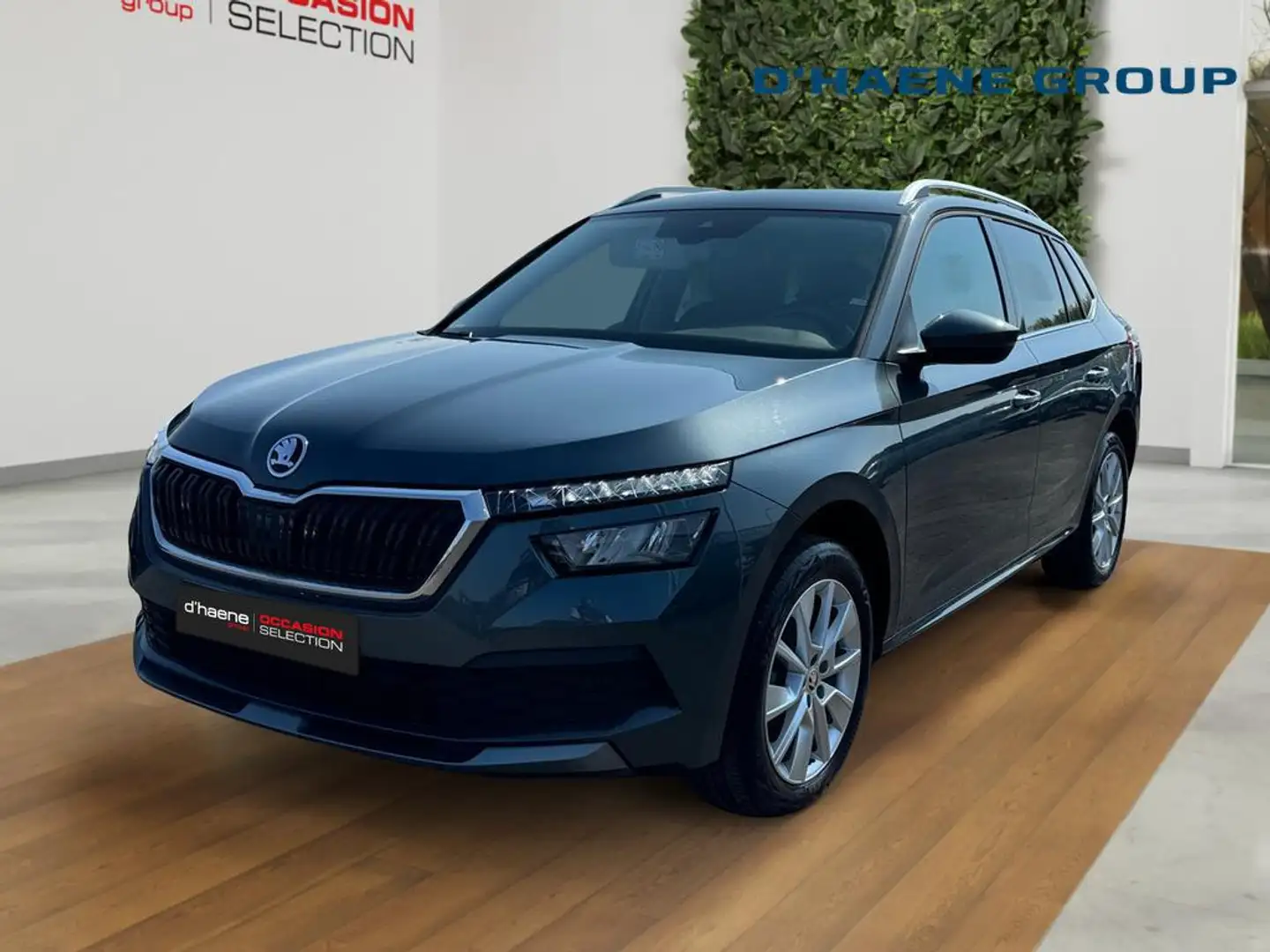 Skoda Kamiq Kamiq Clever 1,0 TSI 81 KW 6-speed mech. Gris - 1
